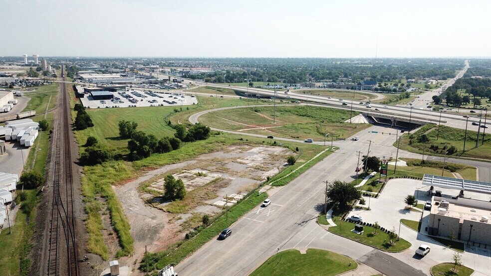 721 Memorial, Oklahoma City, OK for sale - Aerial - Image 2 of 7