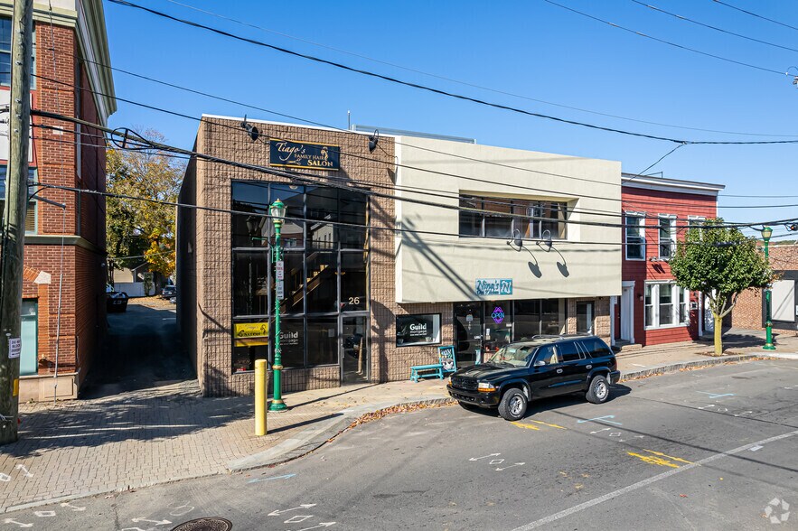 20-26 N Main St, Southington, CT for lease - Primary Photo - Image 1 of 23