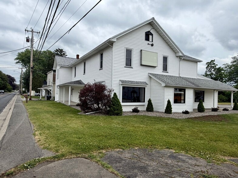 603 Ridge Rd, Webster, NY for lease - Building Photo - Image 1 of 1