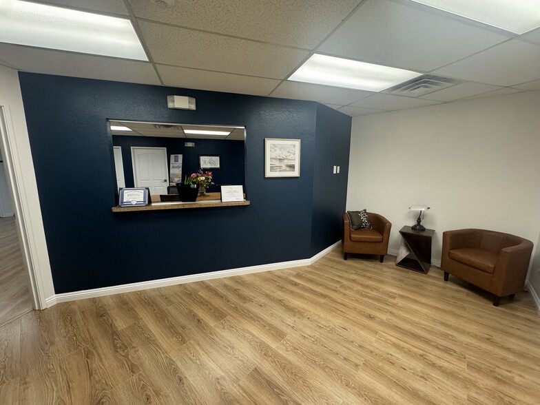 5605 Riggins Ct, Reno, NV for sale - Building Photo - Image 3 of 31