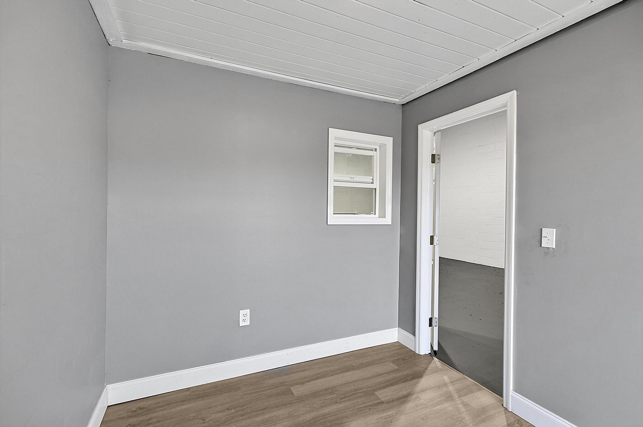 4926 Old Winter Garden Rd, Orlando, FL for lease Interior Photo- Image 1 of 5