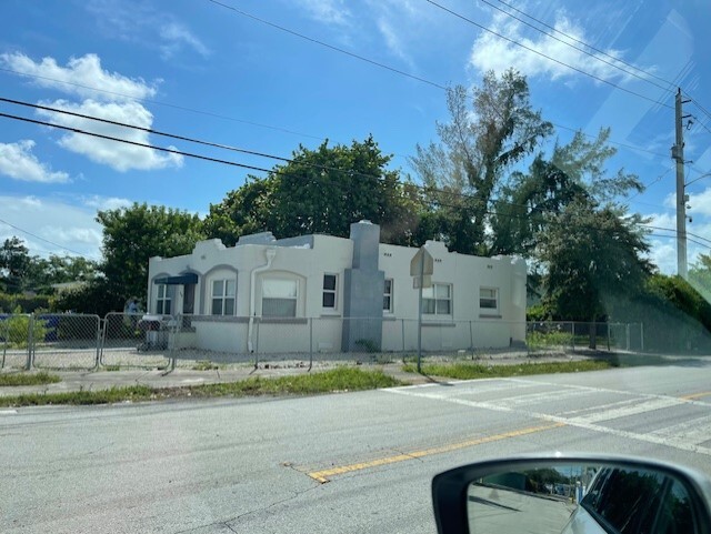 932 NW 70th St, Miami, FL for sale - Building Photo - Image 3 of 3