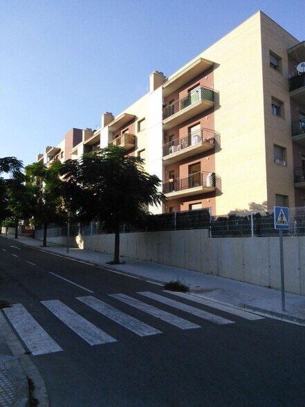Multifamily in Constantí, Tarragona for sale - Building Photo - Image 1 of 1