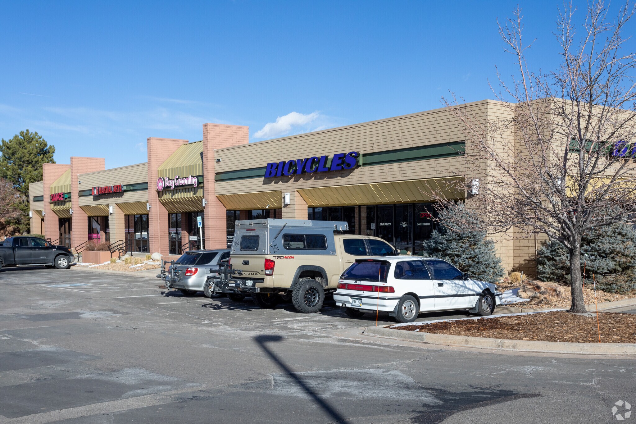 12201 E Arapahoe Rd, Englewood, CO 80112 Southfield Center