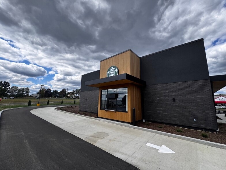 232 Midway Dr, Dubois, PA for sale - Building Photo - Image 3 of 4