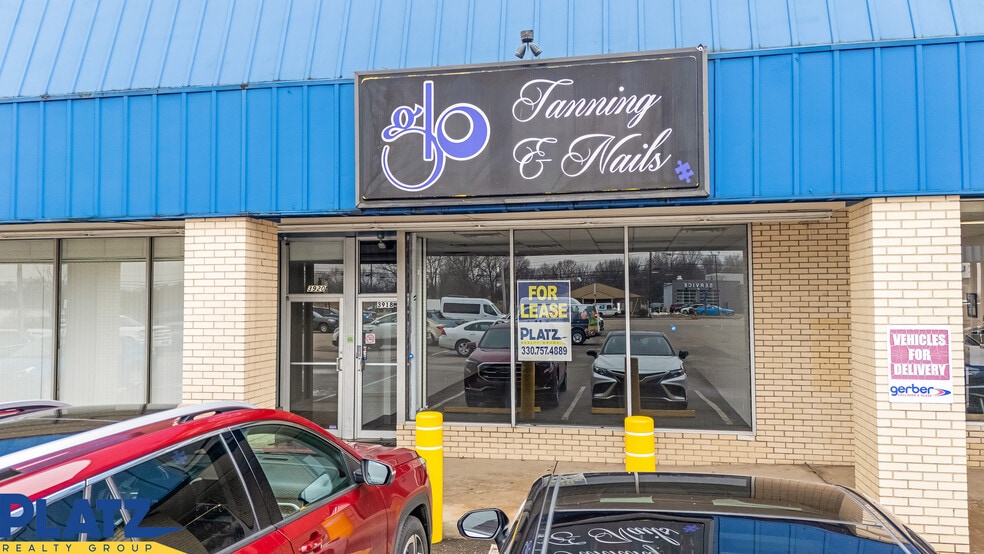 3910-3918 Youngstown Rd SE, Warren, OH for lease - Building Photo - Image 2 of 6