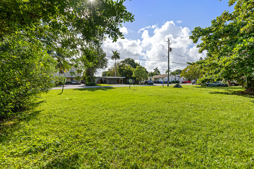 827 NE 14th Ct, Fort Lauderdale, FL for sale - Building Photo - Image 3 of 7