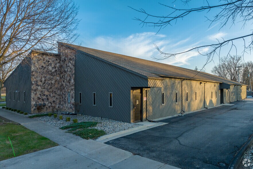 21649 Goddard Rd, Taylor, MI 48180