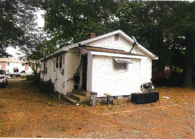 107 Tyler Ave, Newport News, VA for sale - Building Photo - Image 2 of 3