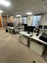 Office in Paris for lease Building Photo- Image 1 of 1