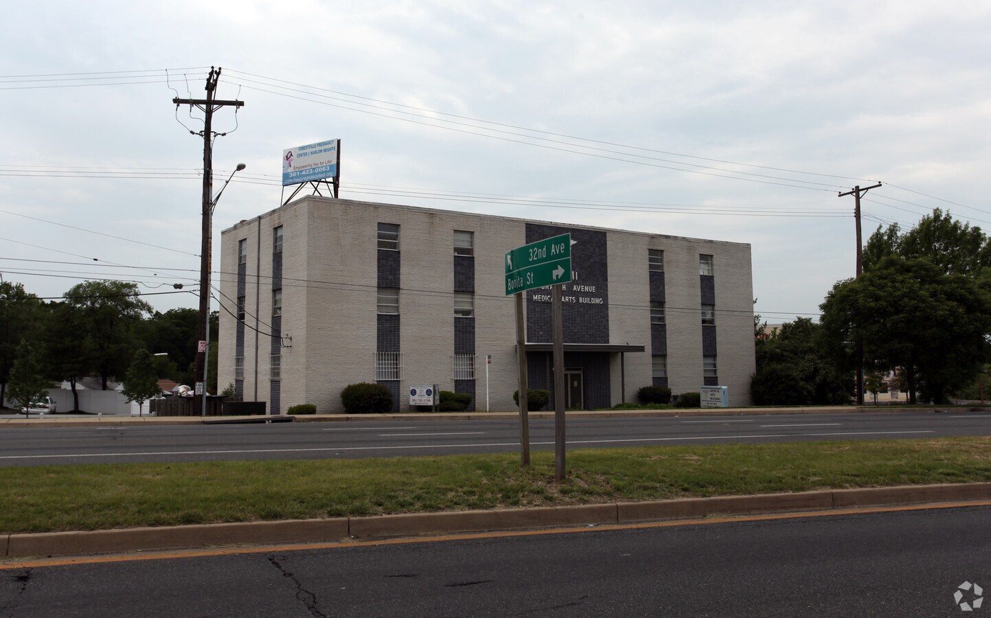 3611 Branch Ave, Temple Hills, MD 20748