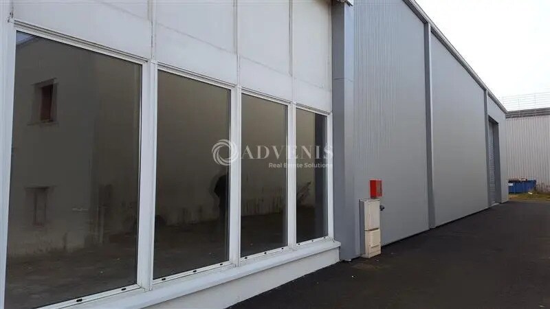Flex in Saint-Brieuc for lease - Building Photo - Image 3 of 5