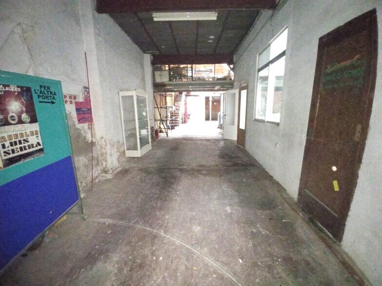 Industrial in Corbera for sale - Building Photo - Image 3 of 12