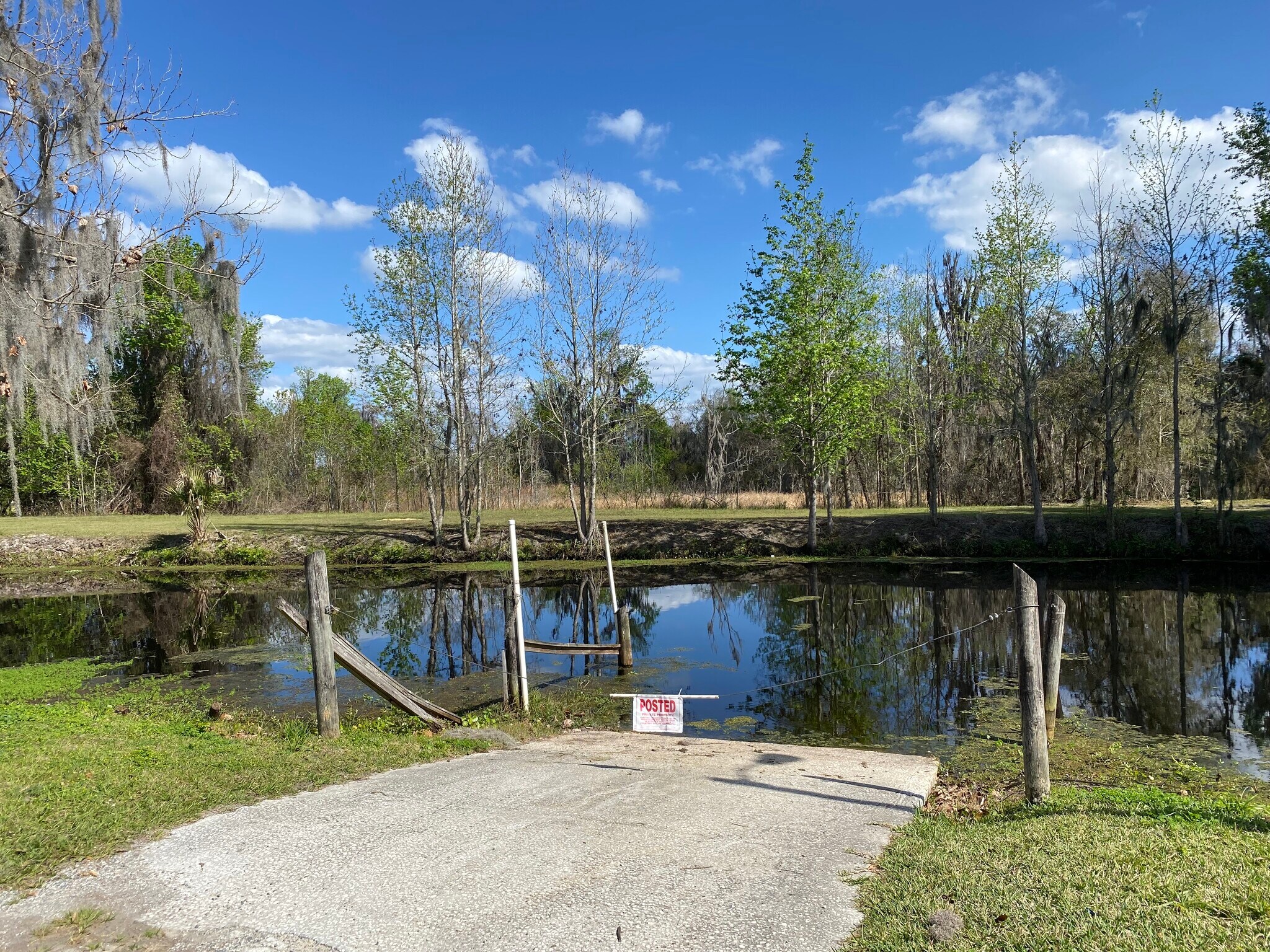 4655 NW 219th Street Rd, Micanopy, FL 32667 Orange Lake RV and Fish