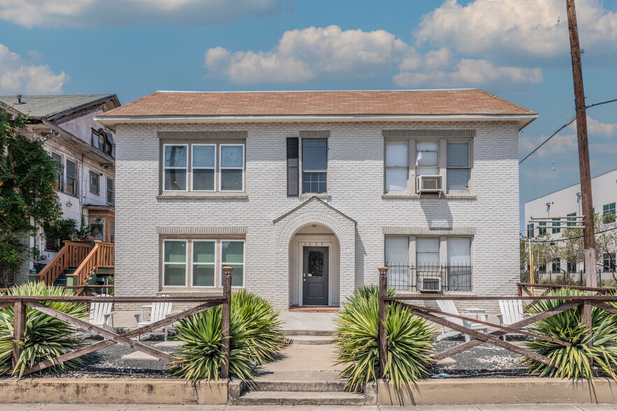 1625 McCullough Ave, San Antonio, TX for sale - Primary Photo - Image 1 of 1