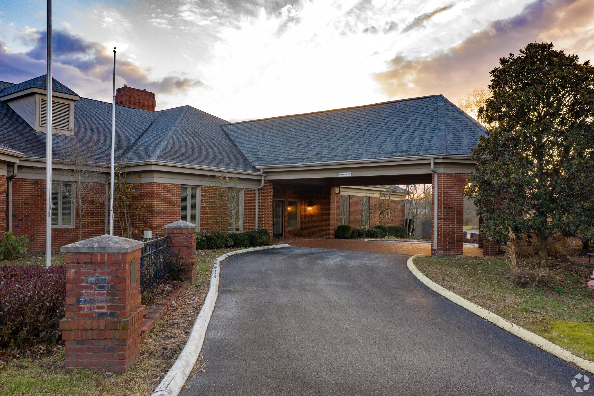 33753450 Todds Rd, Lexington, KY 40509 Andover Retail Building