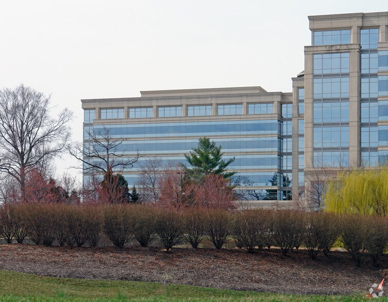 1910 Oracle Way, Reston, VA for lease - Building Photo - Image 2 of 2
