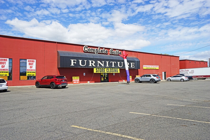 1900 Rudkin Rd, Yakima, WA for lease - Building Photo - Image 2 of 17