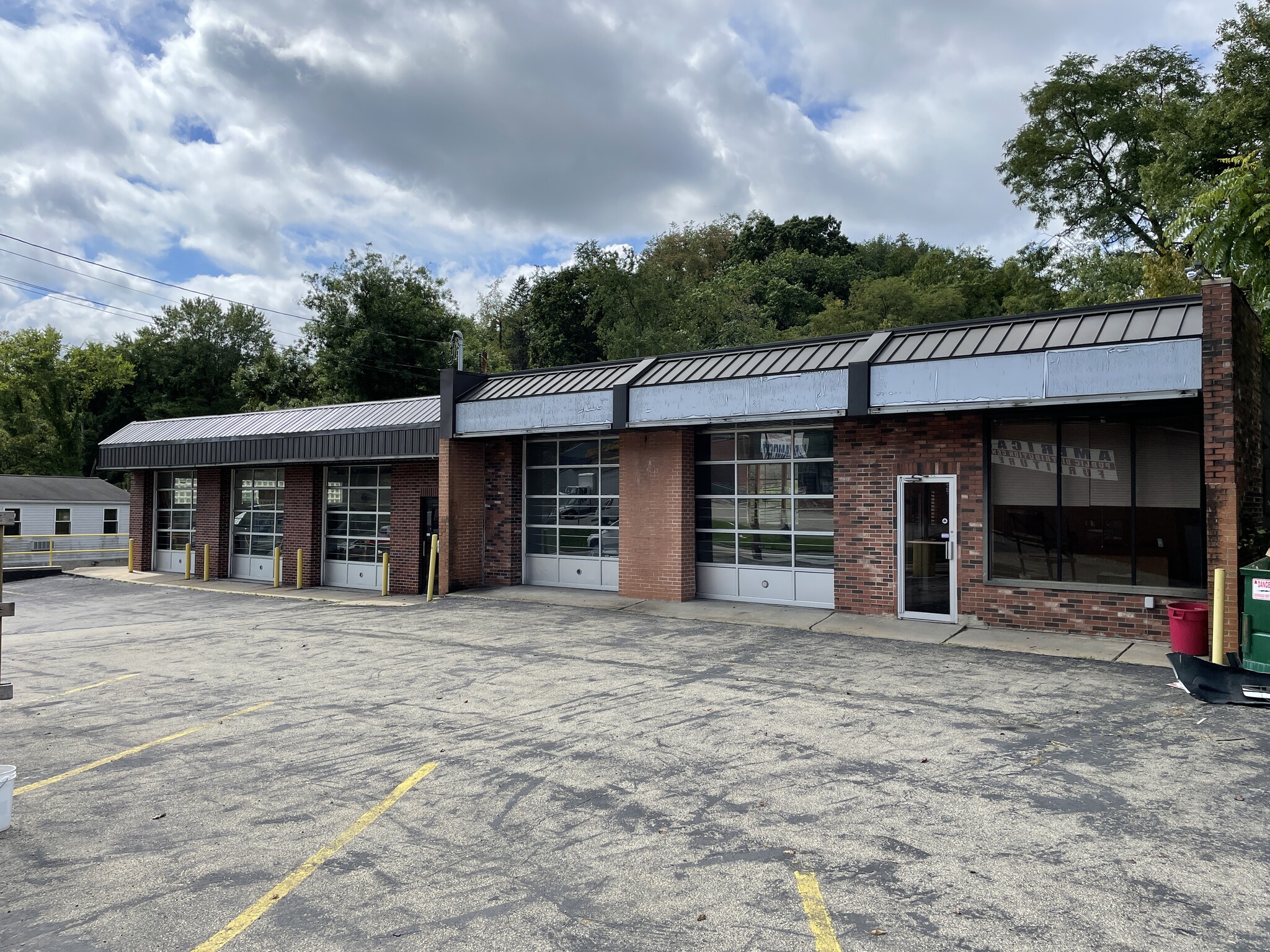 500 Rodi Rd, Pittsburgh, PA for lease Primary Photo- Image 1 of 16