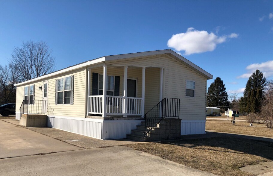 16105 Doyle Rd, Hemlock, MI 48626