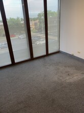 3525 W Peterson Ave, Chicago, IL for lease Interior Photo- Image 1 of 4