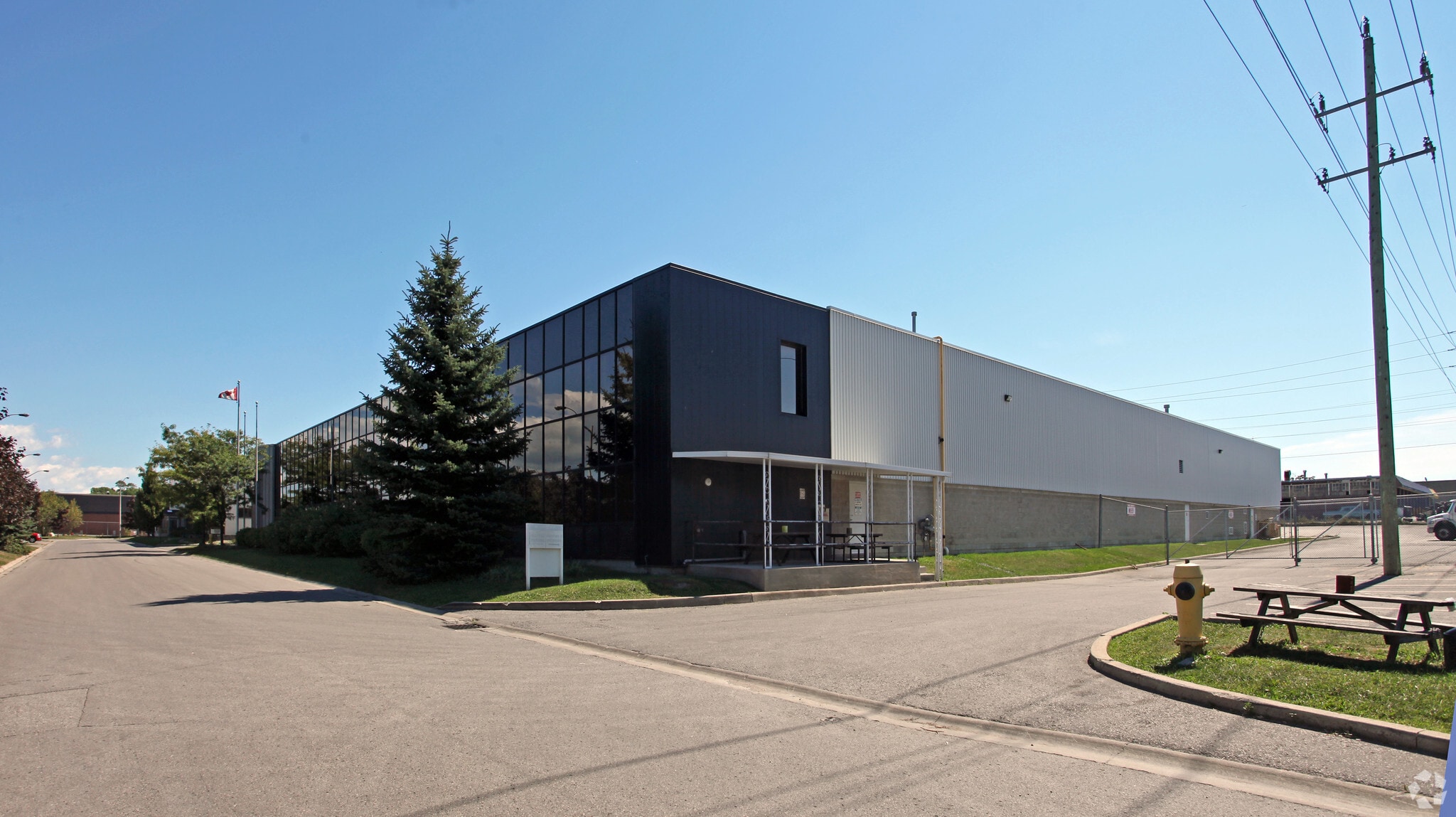 251 Station St, Ajax, ON for sale Primary Photo- Image 1 of 1