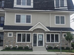 400 Oak St, Copiague, NY for lease Interior Photo- Image 1 of 13