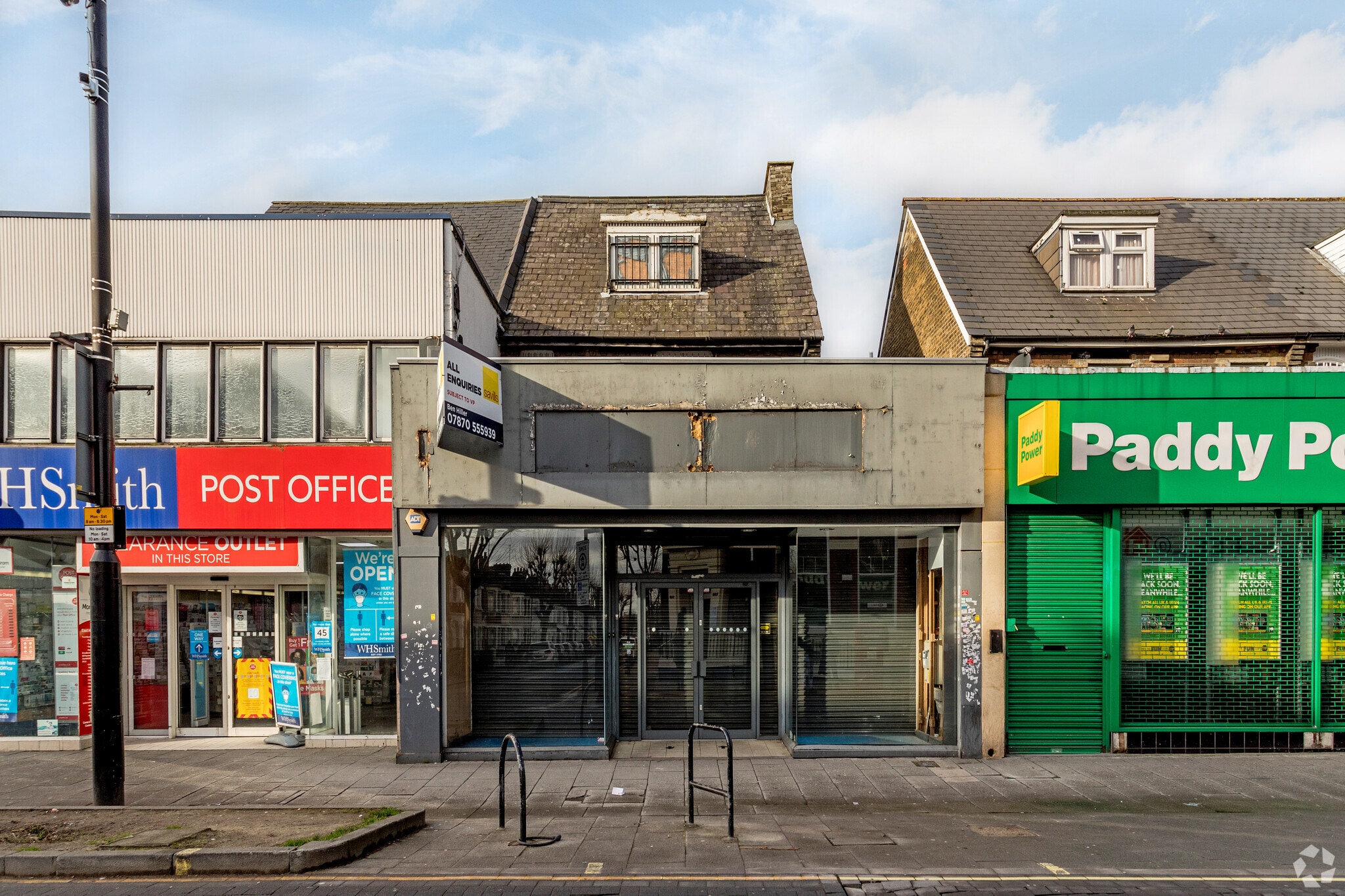 127-127A High St N, London for sale Primary Photo- Image 1 of 1