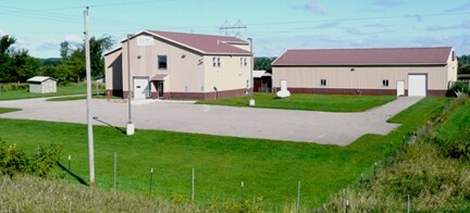 1595 W 57th, Northfield, MN for sale - Primary Photo - Image 1 of 1