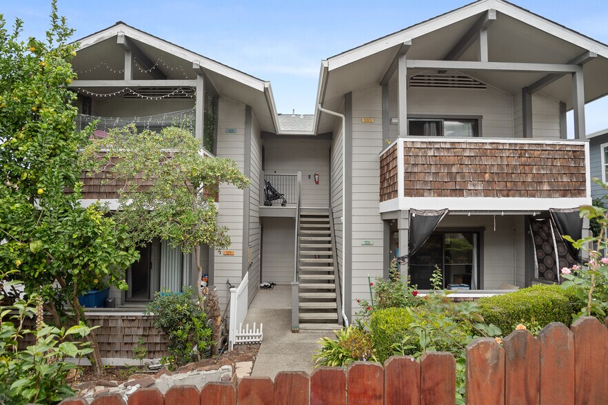 124 Louisiana St, Vallejo, CA for sale - Building Photo - Image 2 of 24