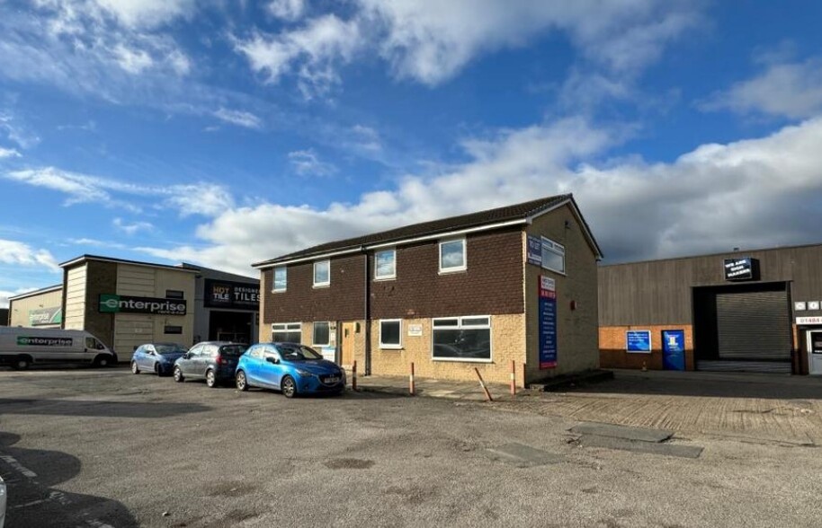 517 Leeds Rd, Huddersfield for lease - Building Photo - Image 1 of 1