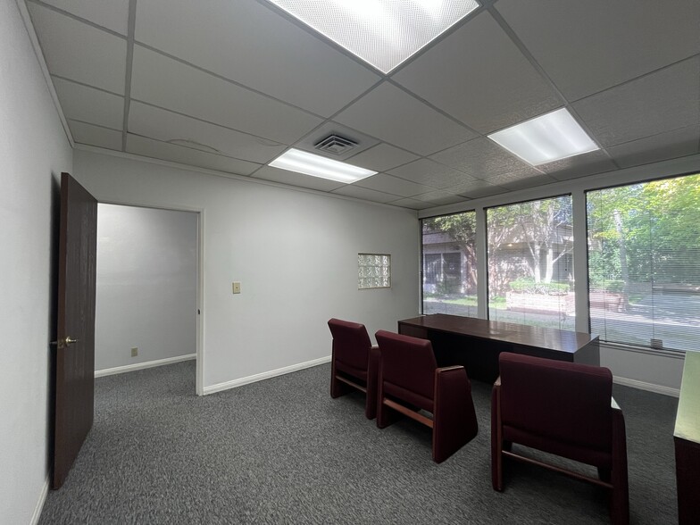 9821 Fair Oaks Blvd, Fair Oaks, CA for lease - Interior Photo - Image 3 of 36