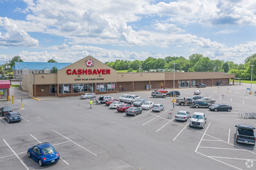 112 W Knight St, Portland, TN for lease - Primary Photo - Image 1 of 6
