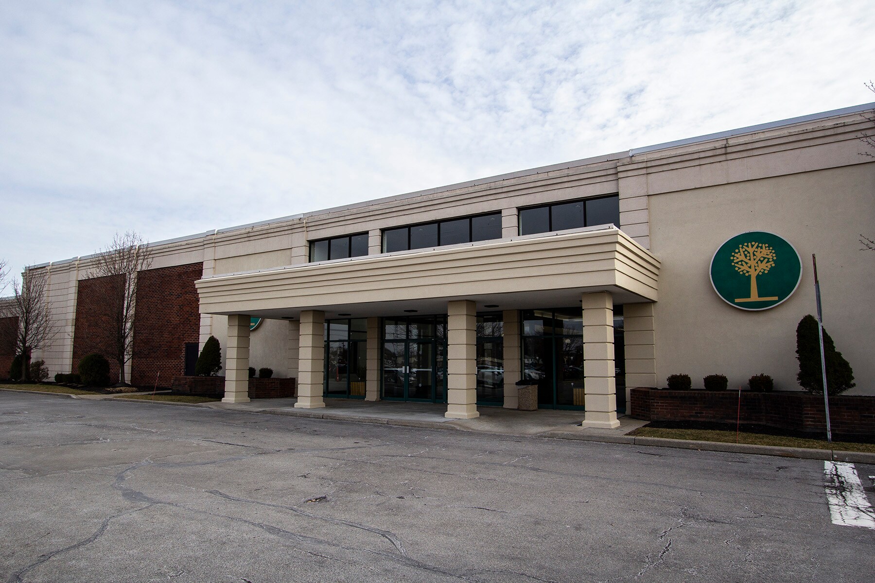 2875 Union Rd, Cheektowaga, NY for sale Building Photo- Image 1 of 1