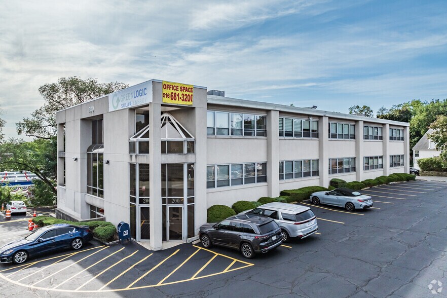 200 S Service Rd, Roslyn Heights, NY for sale - Primary Photo - Image 1 of 28