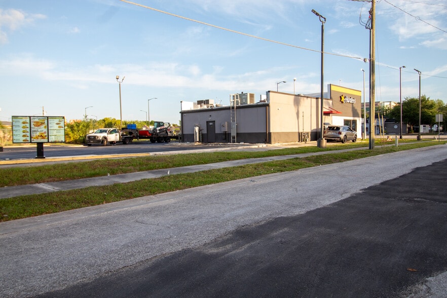 504 W Vine St, Kissimmee, FL for sale - Building Photo - Image 3 of 68