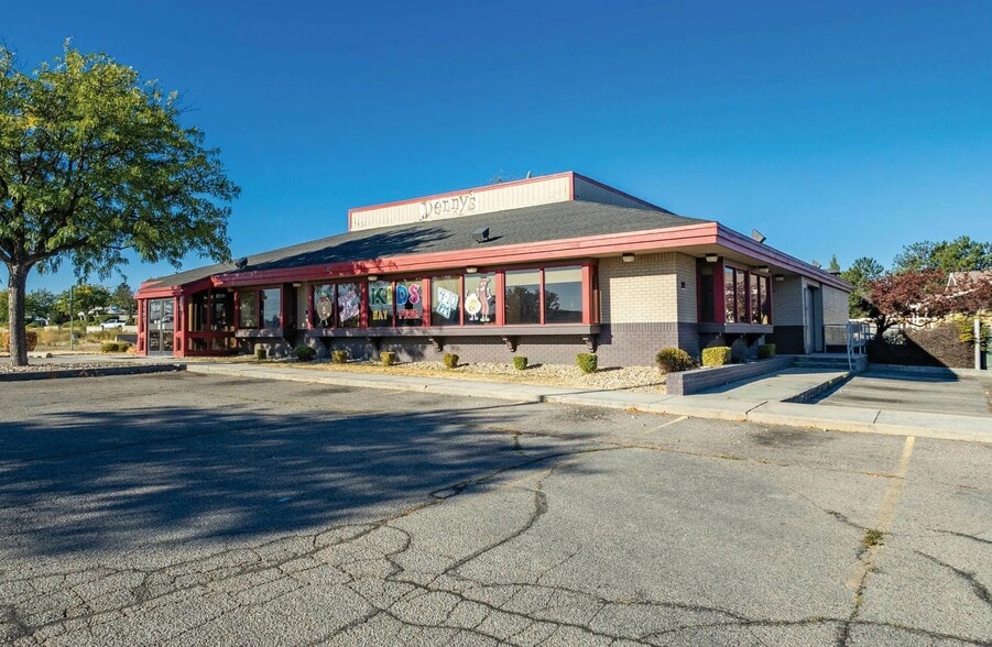 2580 Airport Way, Boise, ID for lease - Building Photo - Image 1 of 10