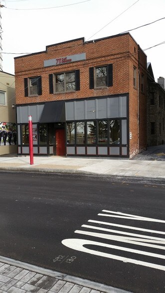 711 E Genesee St, Syracuse, NY for sale - Building Photo - Image 1 of 1