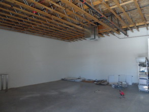 21031 Constitution Dr, California City, CA for lease Interior Photo- Image 2 of 3