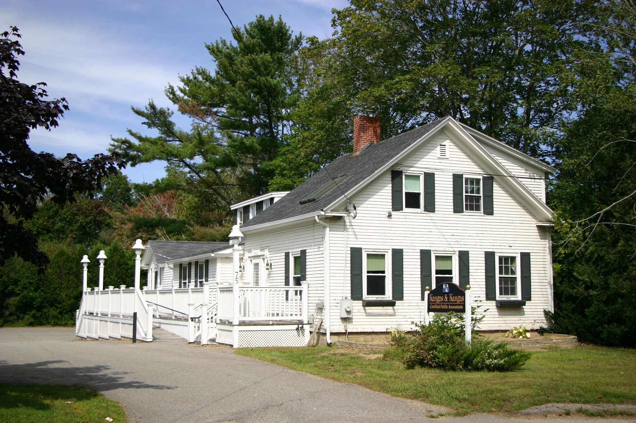 75 Elm St, Camden, ME for sale Primary Photo- Image 1 of 1