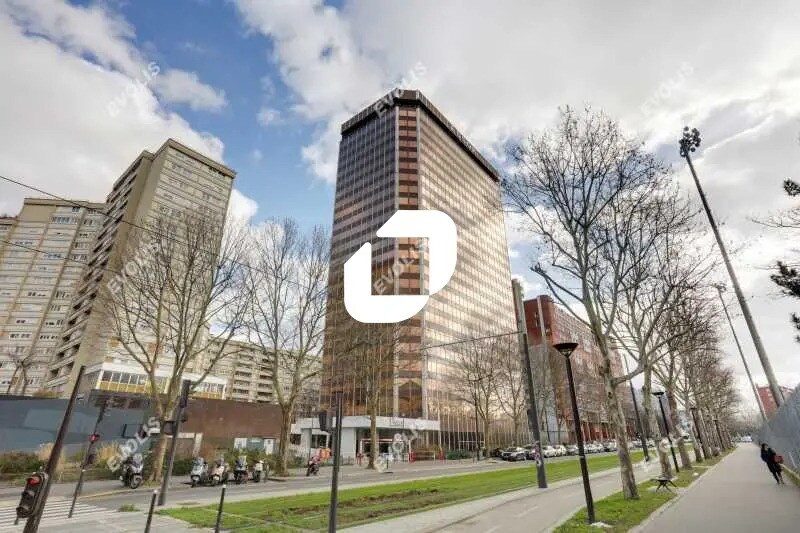 Office in Pantin for sale - Building Photo - Image 1 of 5