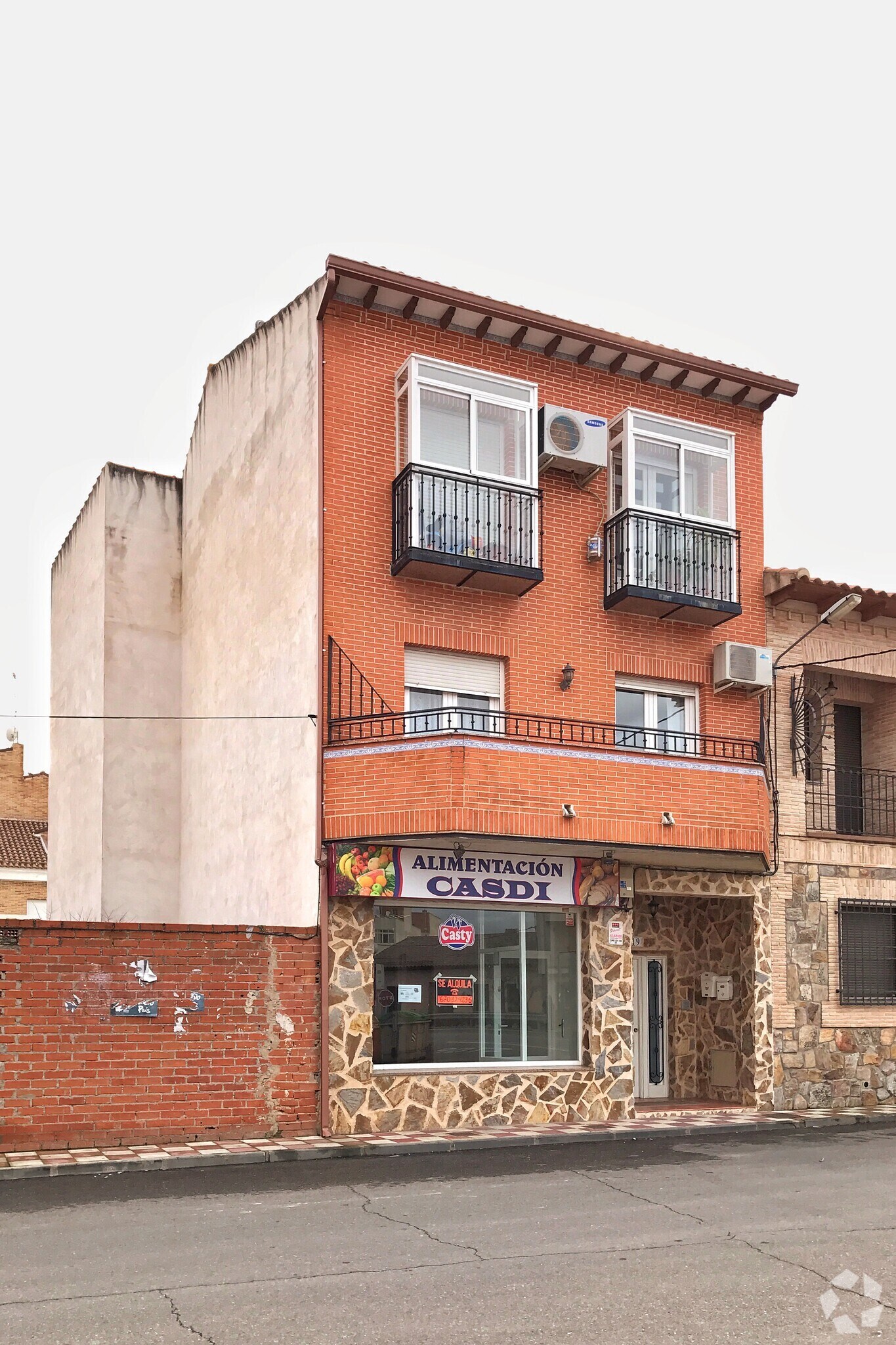 Calle Juan Segura, 19, Gerindote, Toledo for sale Primary Photo- Image 1 of 1