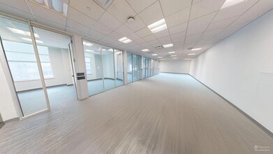 1917 S 67th St, Omaha, NE for lease Interior Photo- Image 1 of 13