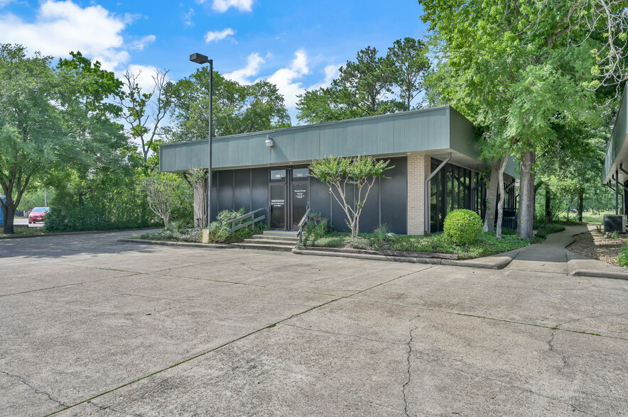 1380 Stonehollow Dr, Humble, TX for lease - Building Photo - Image 3 of 26