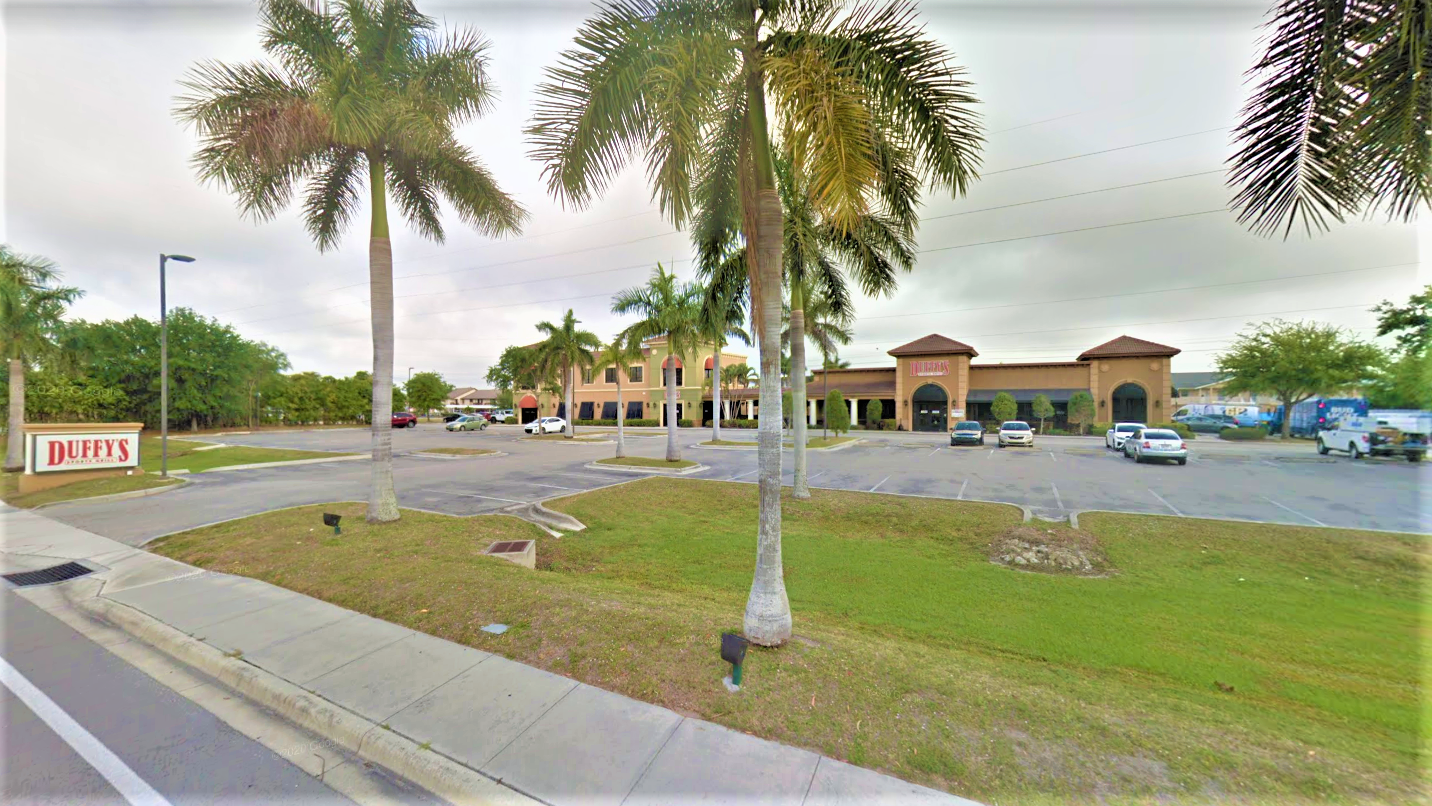 627 Cape Coral Pky W, Cape Coral, FL for sale Building Photo- Image 1 of 1