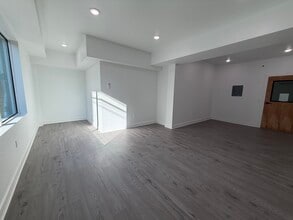 103 Bayard St, New Brunswick, NJ for lease Interior Photo- Image 1 of 5