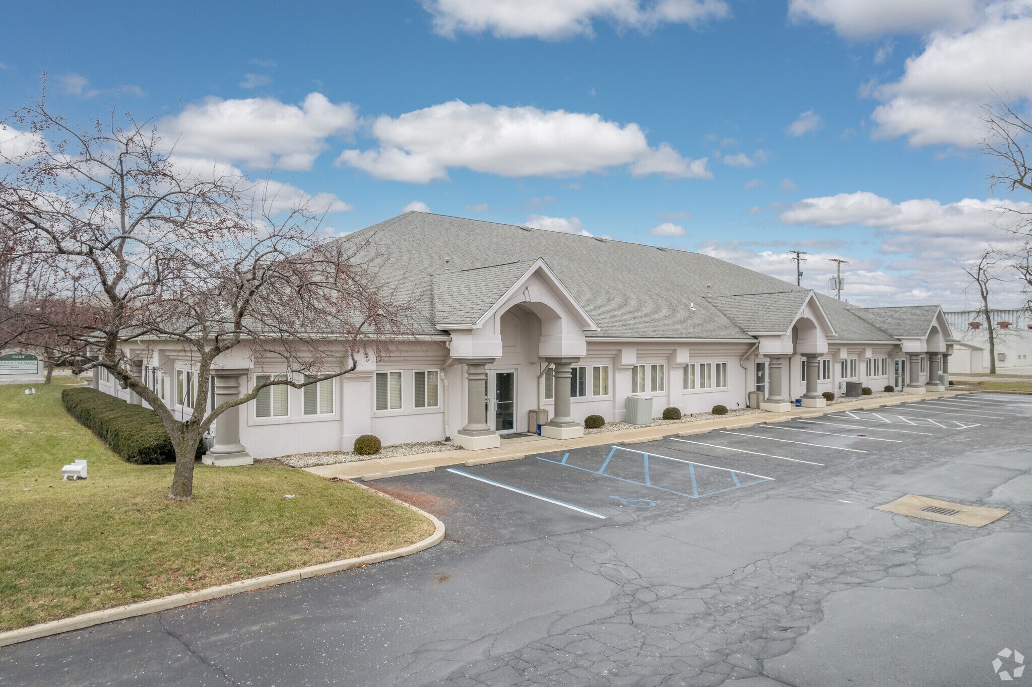 3232-3234 Executive Pky, Toledo, OH for sale Building Photo- Image 1 of 1