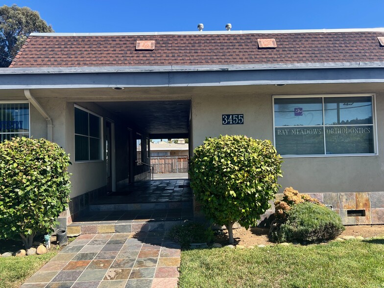 3455 Pacific Blvd, San Mateo, CA for lease - Building Photo - Image 1 of 18