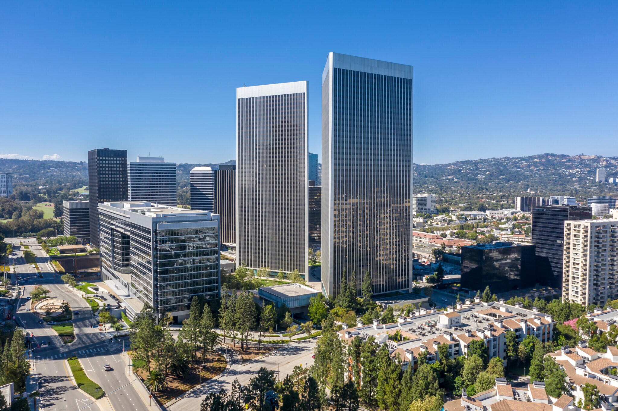 2121 Avenue of the Stars, Los Angeles, CA 90067 Office for Lease