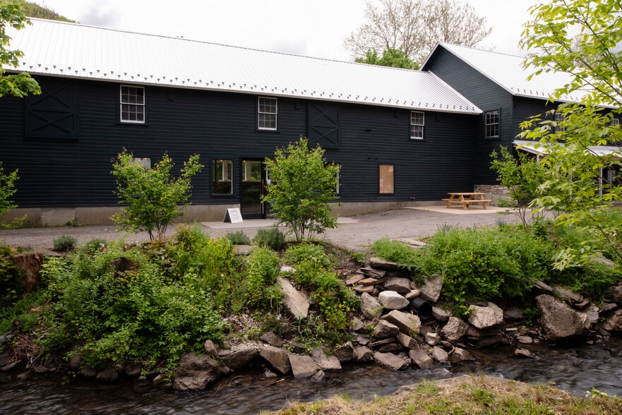 3 Main St, Wassaic, NY for sale - Primary Photo - Image 1 of 1